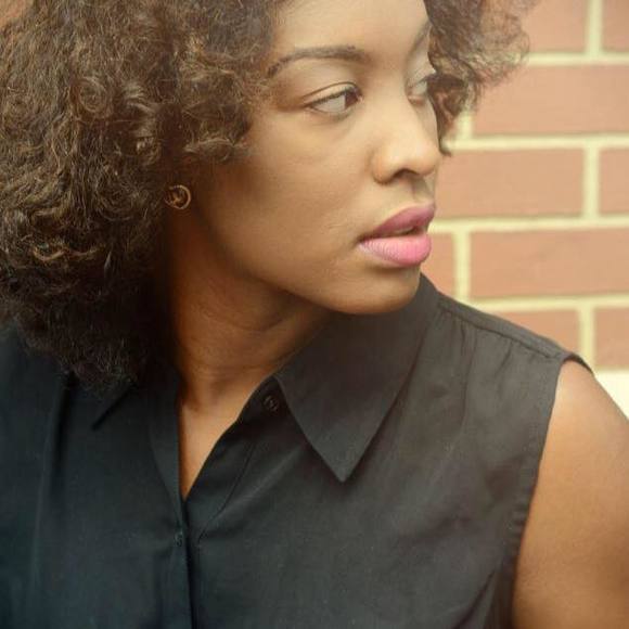 Meet your Posher, Amber - Picture 1 of 1